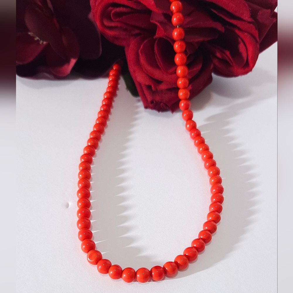 Vintage Genuine Red Coral Beaded Necklace with Silver Clasp 18" Long - Picture 3 of 16